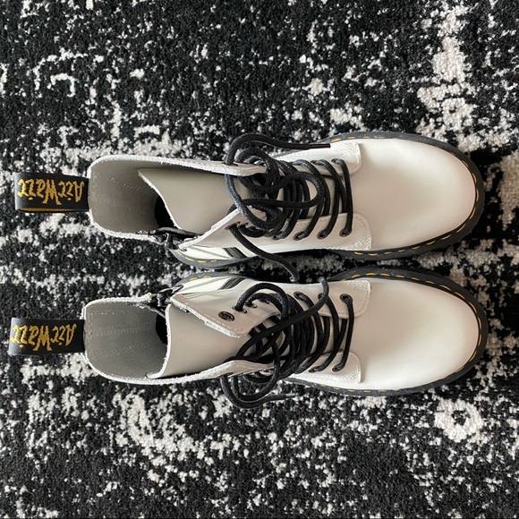 White Leather Lace up Platform Dr. Martens (never been worn!!) - Picture 3 of 8
